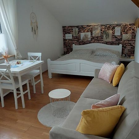 Homew4 - Apartment Sonnenschein Hoheneich Eksteriør billede